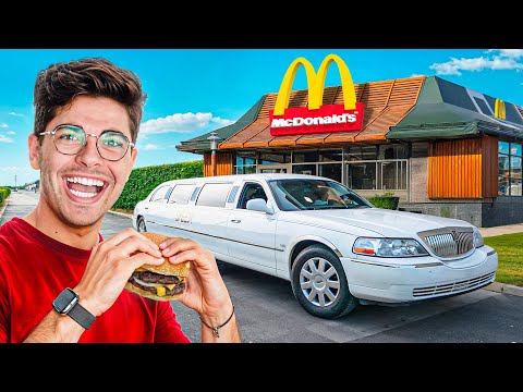 ANDARE al MCDONALD'S in LIMOUSINE 🤣 *weekly vlog*