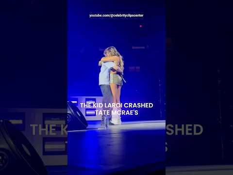 The Kid LAROI changes lyrics to his song for Tate Mcrae on tour 💕 #shorts