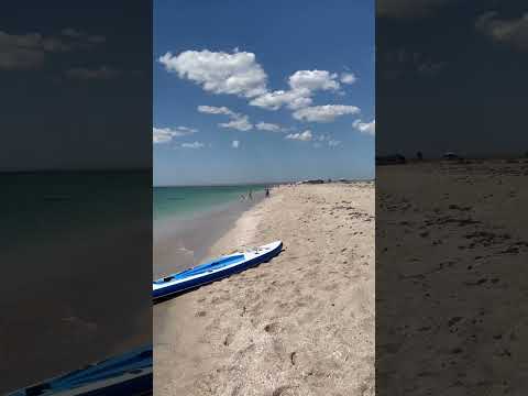 GIrl Relaxing On The Beach #pamellachka