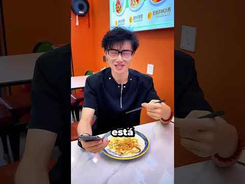 Encontré un cristal de gafas en mi comida 😱