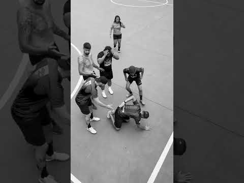 SE VOCÊ FOR SENSÍVEL NÃO ASSISTA ESSE VÍDEO