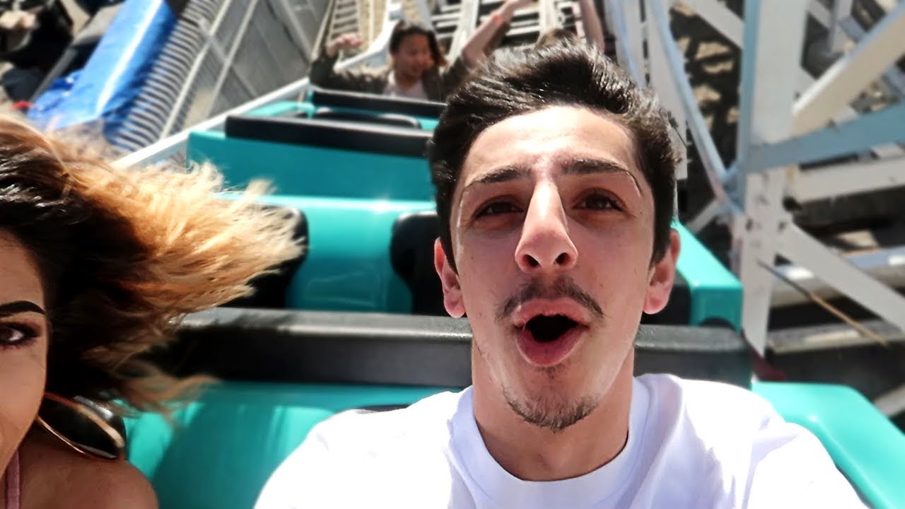I can't believe this happened on the roller coaster. (scary moment) FaZe Rug