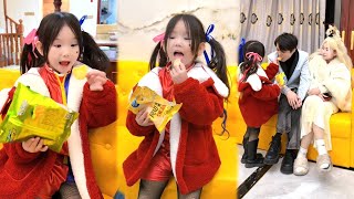 Little Coco Shared Snacks With The Clown And The Angel, But She Had Licked Them!