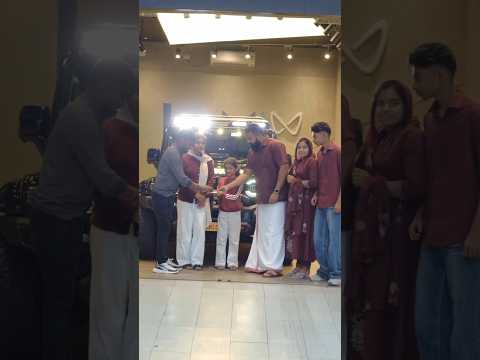 FULL VILLAGER FAMILY TAKING ULTRA VIP DELIVERY OF MAHINDRA THAR ๐ฅโ
#shorts #mhindara #tharlover