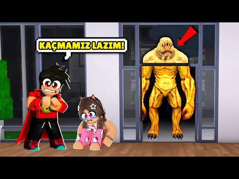 GECE 3'TE OKULA GİTTİK! AYBÜKE BAYILDI 😂 ROBLOX