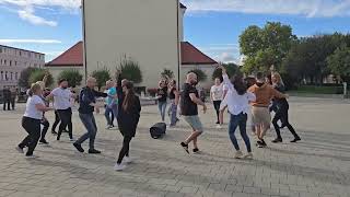 Slovenský Salsa Rueda Flashmob 2024 BANOVCE NAD BEBRAVOU (oficiáne video)