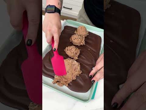 How did I not know about this chocolate treat?! #dessert #chocolate