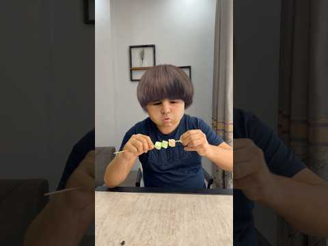 Favorim Yu-mu-şak şeker! Ya senin