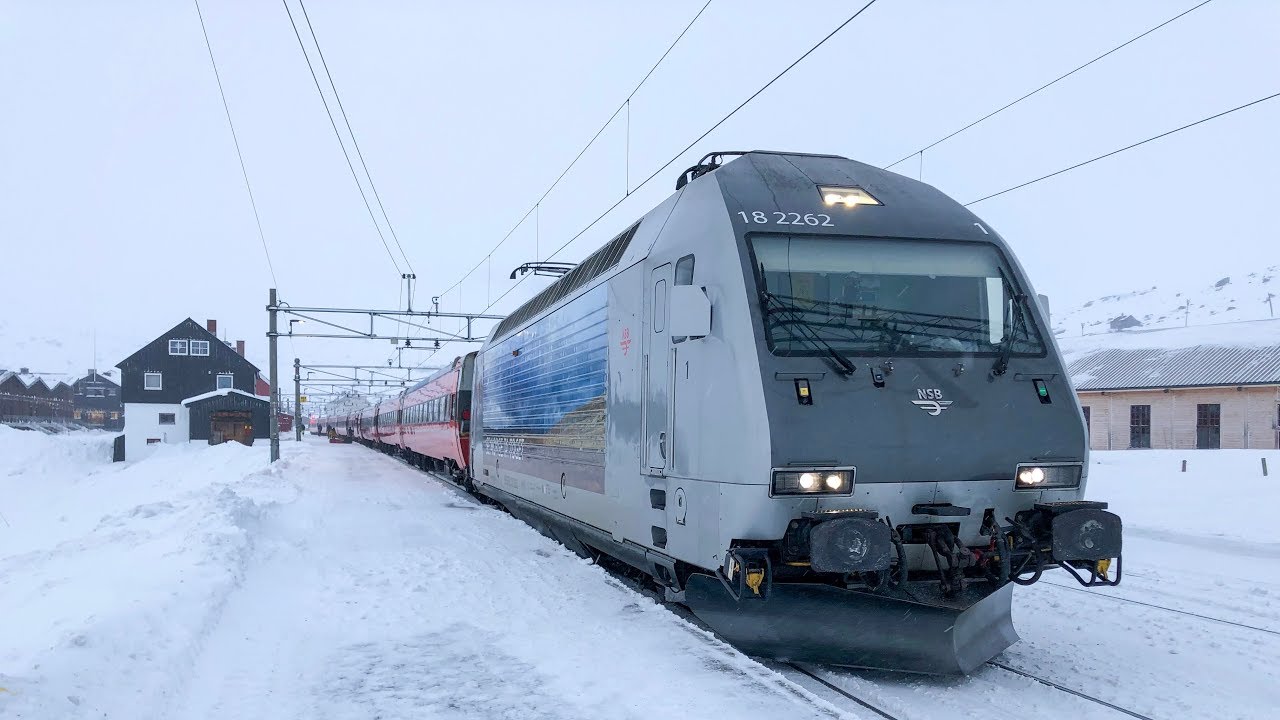 TRAIN DRIVER'S VIEW: Jingle all the way from Voss to l - RailCowGirl