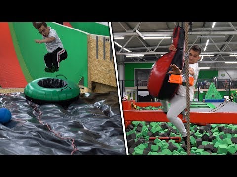 TOR PRZESZKÓD W PARKU TRAMPOLIN - EKIPA
