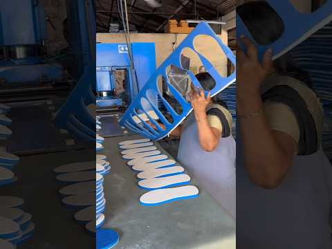 Chappal Making Process | Slippers Manufacturing Factory#namasteiindia#indianindustry#makeinindia