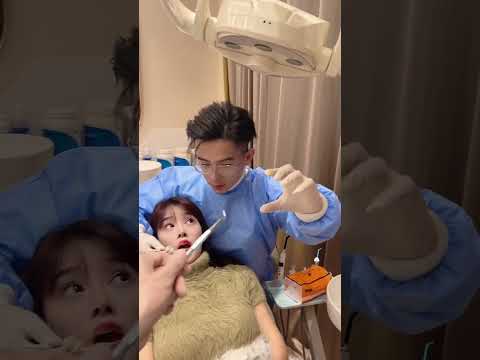 美女病人是不是理解错了医生的手势【你的天哥】#最温柔男医生