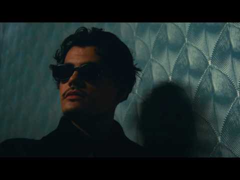 Carbonne - Comment te remplacer ft. DYSTINCT & Michaël Brun (Clip Officiel)