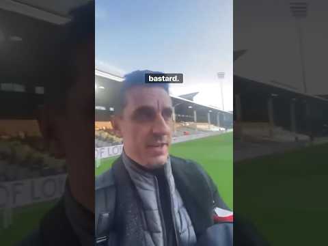Scholes response is pure gold ? #manutd #garyneville #scholes #chant #england #fans #shorts ￼