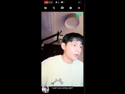 kim taehyung is live!