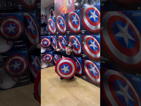 Captain America Brave New World Shield Hasbro #iosonounvirtuale #captainamerica #hasbro #unboxing