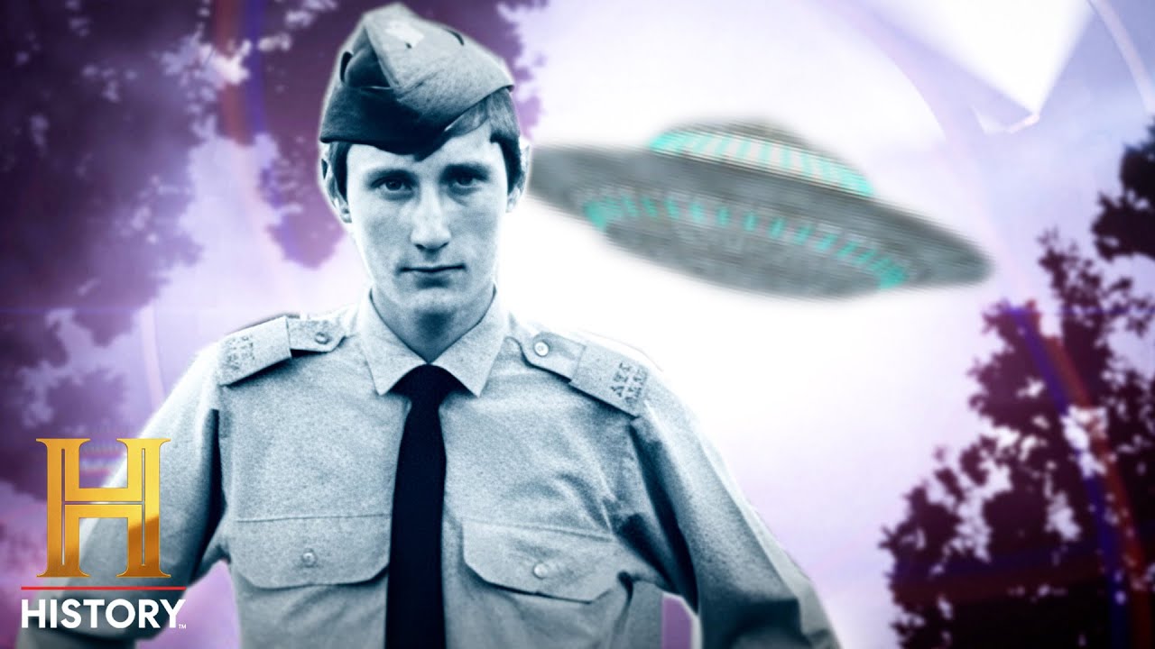 The UnXplained: Pilot Spots a UFO Before Disappearing Forever (Season 7)