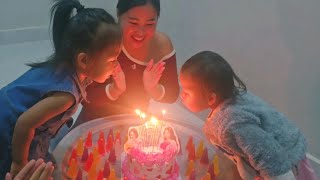 Happy birthday rau koj os meb tus me ntxhais ntxim tshua aw g txhob muaj mob lawm nawb mog