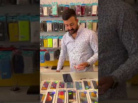 telefonunu sattı karısını mutlu etmek için.😳