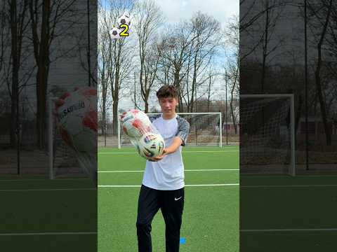 Wie viele Bälle muss ich zusammen kleben? #fußballvideo #challenge #experiment #fussball