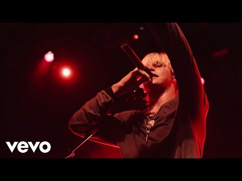 R5 - Heart Made Up On You (Official Video)