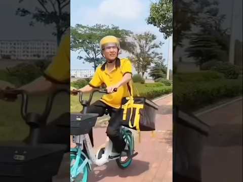 dog help the stroller kids #lovelyvideo #shortsfeed #greatdogs
