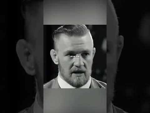 Conor McGregor commentates his first fight vs Dustin Poirier! 😂👏