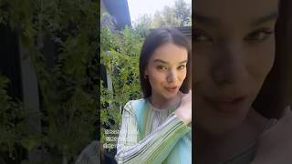 “happy bs friday!” – hailee steinfeld
