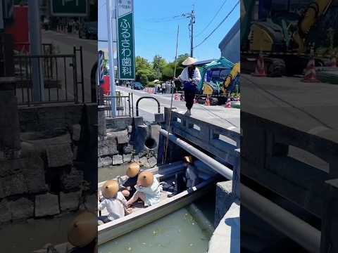 The boatman suddenly got off the boat ๐ข ๐ค #shorts #viral