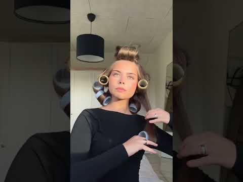 how i blowout my hair with rollers#blowout #hairstyle #hairtutorial #bouncycurls
