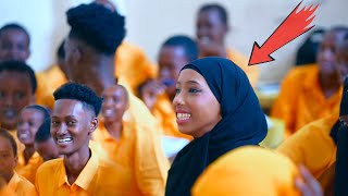 SUNDUS AYAAN SURPRISE KU GEEYEY ISKUULKII AAN DHIGAN JIRAY WEY AMIN WAYEN || I WENT TO MY OLD SCHOOL