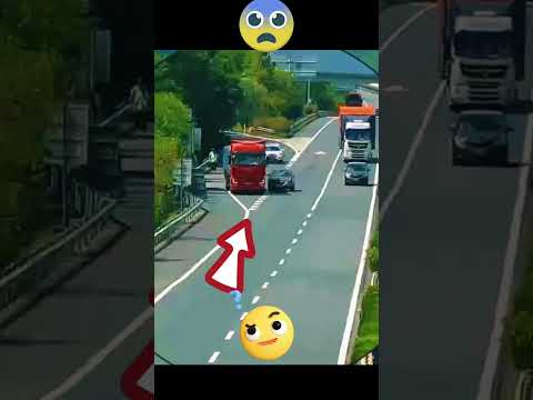 Car Hit The Truck? #youtubeshorts #crazytruck #explore #short