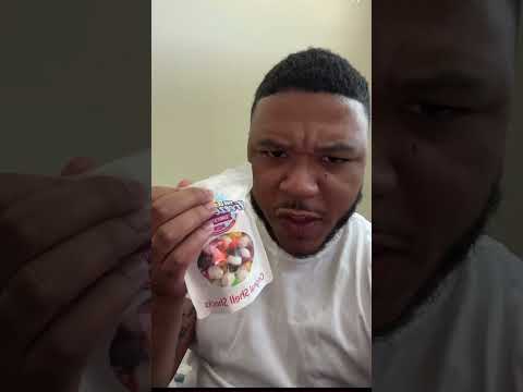 Trying Freeze dried candy !