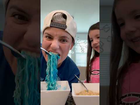 I ate blue noodles #shorts my teeth turned blue!!