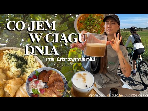 CAŁY DZIEŃ JEDZENIA na utrzymaniu 🥞🧋/ racuchy z gruszkami / ulubione batony / buldak🍜 / przekąski