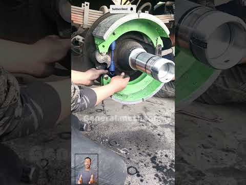 Install excavator or truck brakes as quickly as possible using this trick #shortsfeed #mechanical