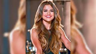 SCHWANGER Gerücht: Versteckt Selena Gomez hier einen Babybauch?