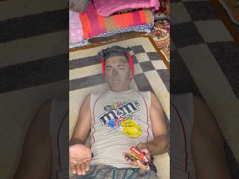 لما تكون نايم انت وابوك واخوك الصغير يفرقع الصروخ 2🔥😂| #محمد_سفينه #comedy #funny #كوميدي #shorts
