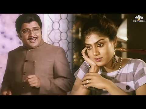 வாத்தியார் மேல் காதல் வந்தது பெண் மாணவருக்கு