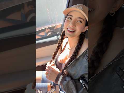 Cuando la niña fresa vive en el barrio 😂