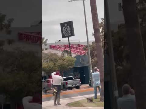 GRUP0 ARMAD0 INTERCEPTA A P0LICÍAS EN CULIACÁN