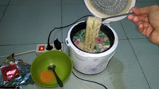 Cook noodles using a rice cooker