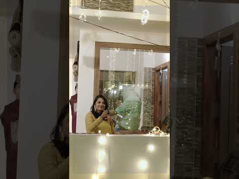 വന്ദേ ഭാരത് ട്രെയിനിൽ പോയാലും പെട്ടന്ന് എത്തില്ലല്ലോ 😄#couplegoals#wedding#funny#love#funnymarriage