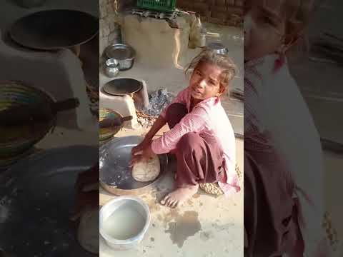 mater allu ki sabji our chulhe ki roti #shortvideo #shortviral #viralshort