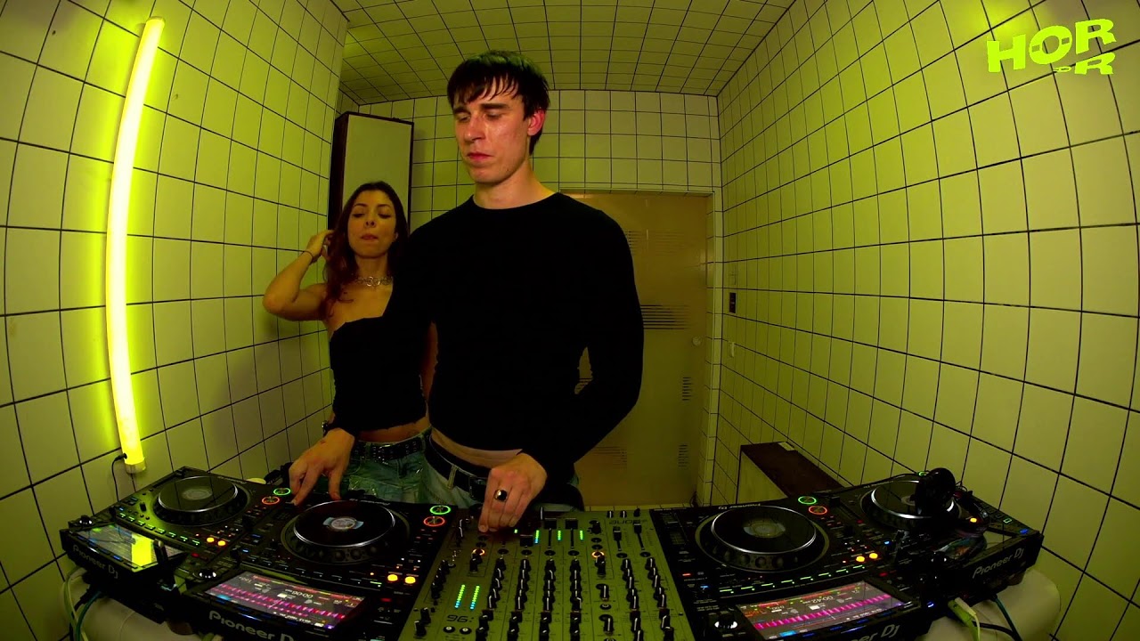 10 Years Selected – Part Time Killer B2B Cara Elizabeth | HÖR – September 24 / 2025