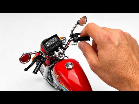 Most Realistic Honda Super Cub Diecast Motorcycle | 1:10 Scale Miniature
