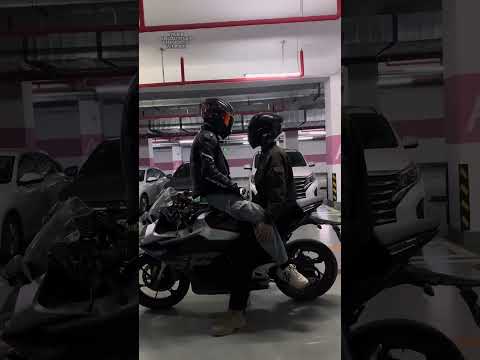 Bro, something's not right with you. #Motorcycle #Hengshui #DualMaleLeads