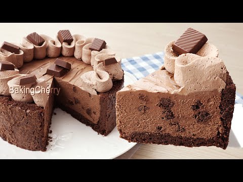 You Won’t Believe How Amazing This Chocolate Mousse Brownie Cake Tastes!