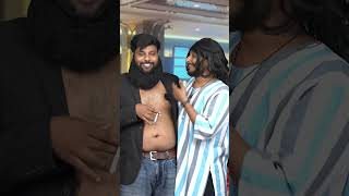 ஊருல நல்லவனா பார்த்தாலாம் Love வராதா.? | Parithabangal