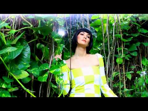 Only in Cosmo: Nadya Hutagalung - Green Goddess Little Secret - Cosmopolitan Indonesia